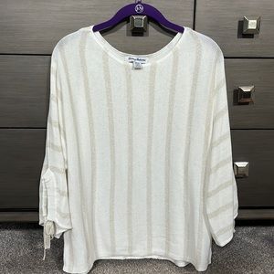 Beautiful sparkly sweater by Tommy Bahama.